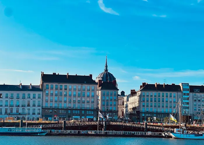 Toits Nantais - Cosy Avec Vue - Parking Gratuit