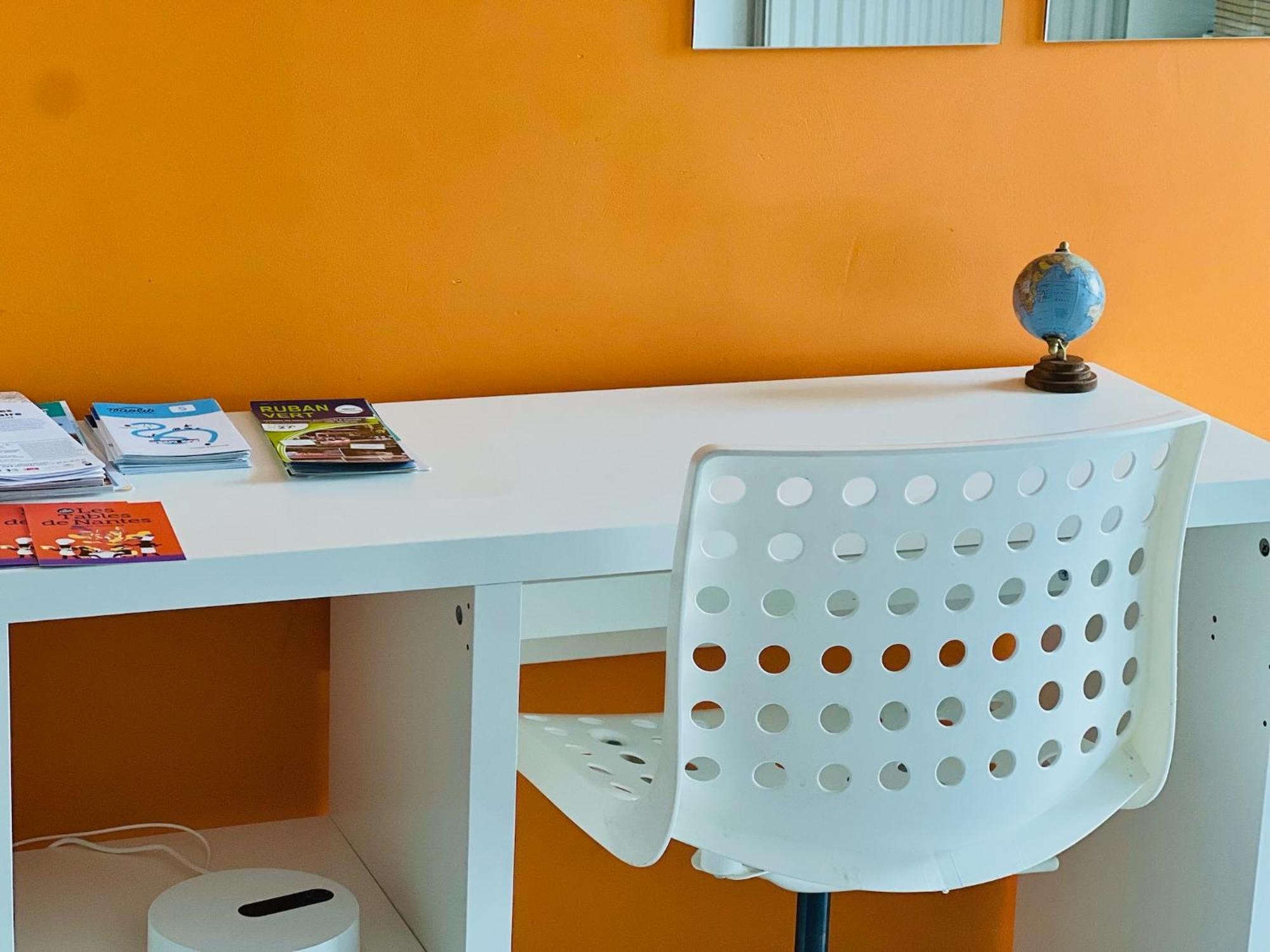Apartment Toits Nantais - Cosy Avec Vue - Parking Gratuit