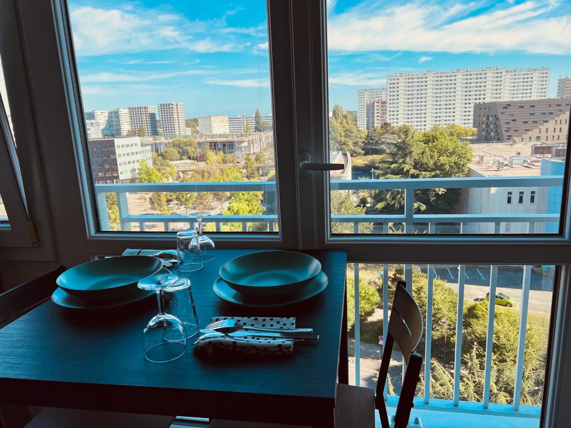 Toits Nantais - Cosy Avec Vue - Parking Gratuit Apartment *